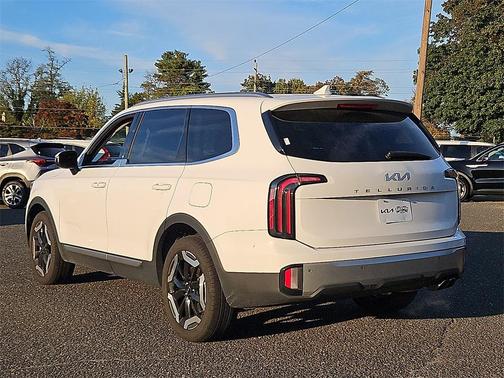 2023 Kia Telluride EX