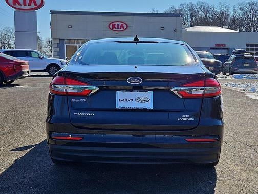 2019 Ford Fusion Hybrid SE