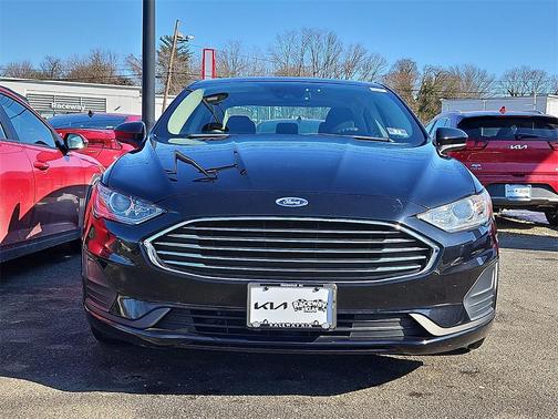 2019 Ford Fusion Hybrid SE