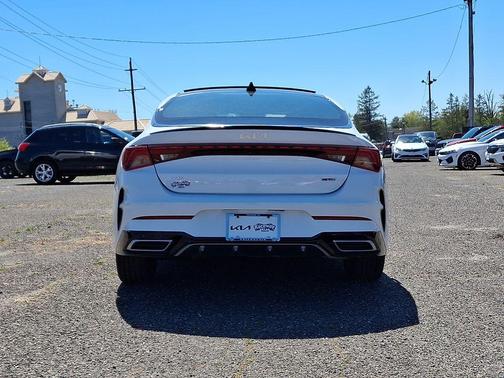Glacial White Pearl 2024 Kia K5 GT-Line