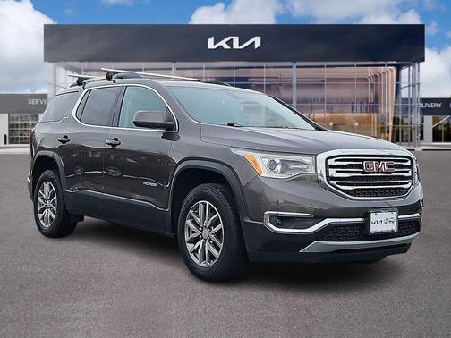2019 GMC Acadia SLE-2