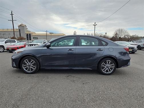 2023 Kia Forte GT-Line