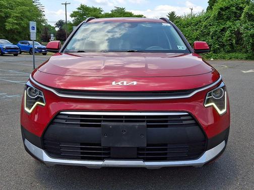 Runway Red 2023 Kia Niro EX