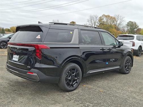 2026 Kia Carnival Hybrid SX