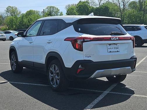 2025 Kia Seltos LX
