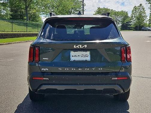 2022 Kia Sorento S
