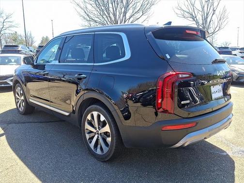 2022 Kia Telluride S