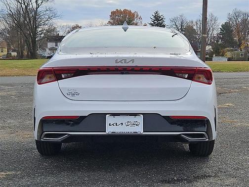 2023 Kia K5 LXS