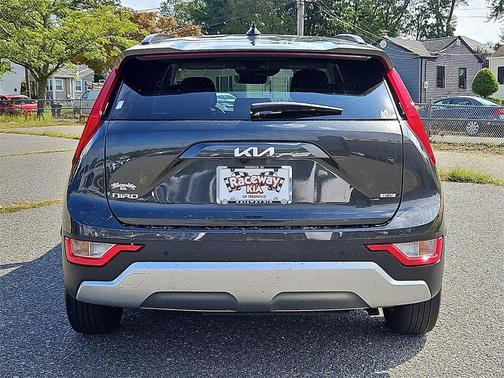 2023 Kia Niro EX