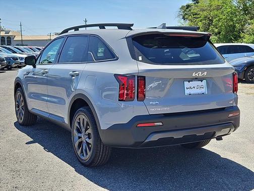 2023 Kia Sorento EX