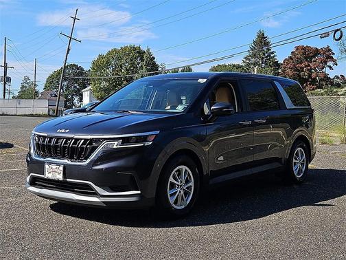 2022 Kia Carnival LXS