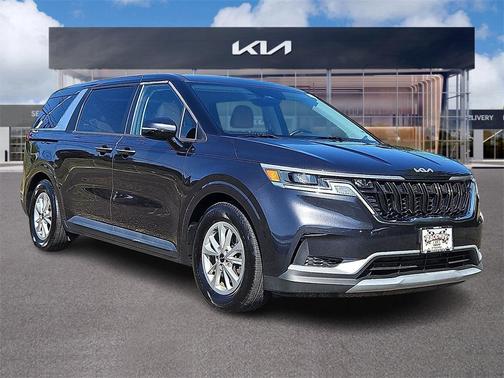2022 Kia Carnival LXS