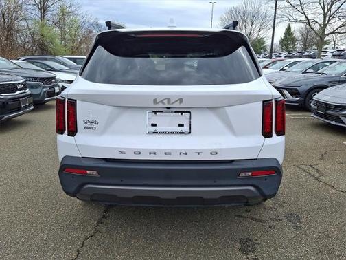 2022 Kia Sorento S