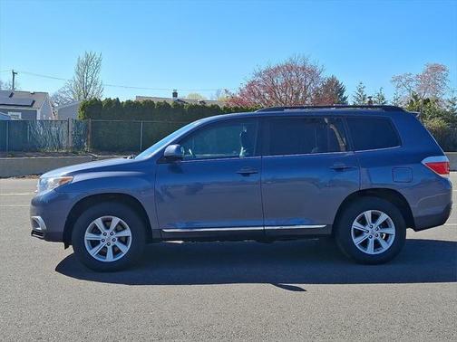 2013 Toyota Highlander SE