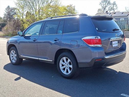 2013 Toyota Highlander SE