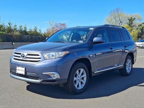 2013 Toyota Highlander SE
