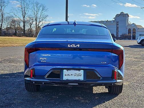 2025 Kia K4 GT-Line