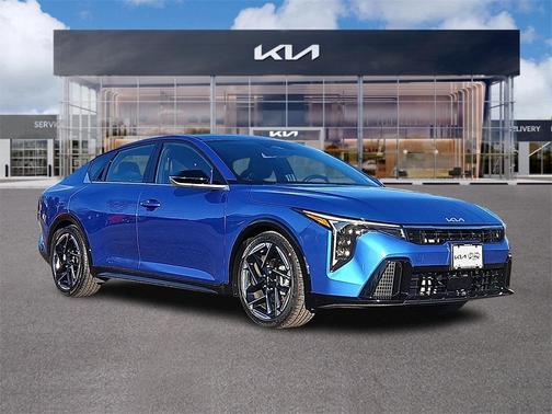 2025 Kia K4 GT-Line
