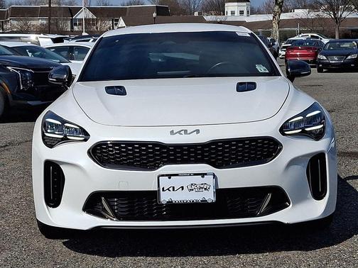 Snow White Pearl 2023 Kia Stinger GT-Line