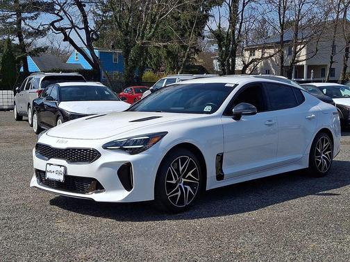 Snow White Pearl 2023 Kia Stinger GT-Line