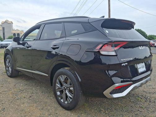 Ebony Black 2023 Kia Sportage SX
