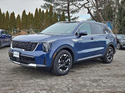 2025 Kia Sorento S
