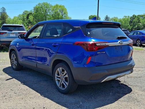 Neptune Blue 2021 Kia Seltos LX