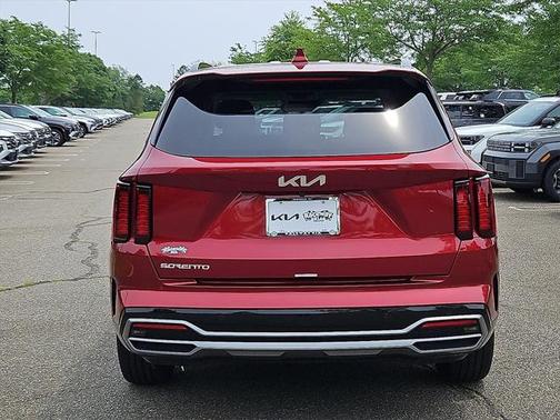 2023 Kia Sorento S