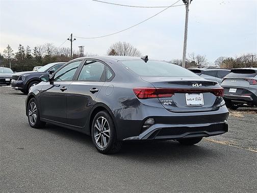 2022 Kia Forte LXS