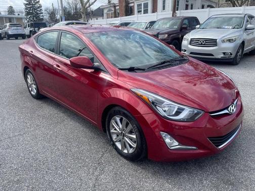 2014 Hyundai ELANTRA SE