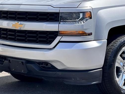 2018 Chevrolet Silverado 1500 Custom