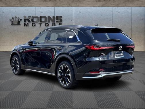 2024 Mazda CX-90 PHEV Premium Plus