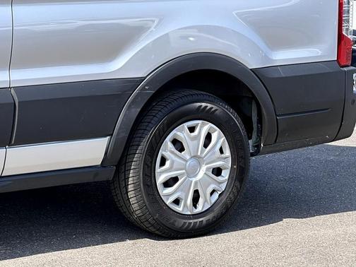 2022 Ford Transit-350 XLT