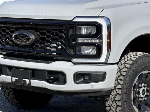 2025 Ford F-250 Lariat