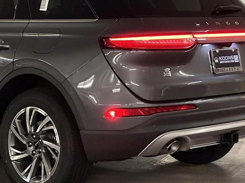 2025 Lincoln Corsair Premiere
