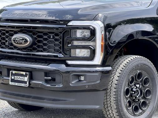 2025 Ford F-350 Lariat Super Duty