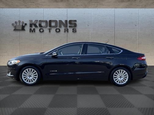 2015 Ford Fusion Hybrid SE