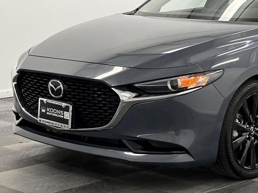 2023 Mazda Mazda3 2.5 S Carbon Edition