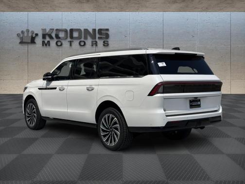 2025 Lincoln Navigator L Black Label
