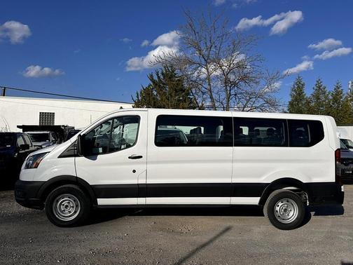 2025 Ford Transit-350