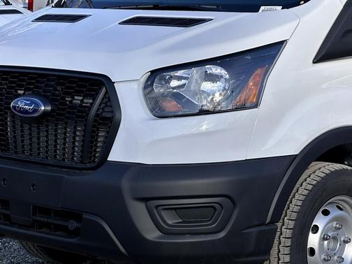 2025 Ford Transit-350