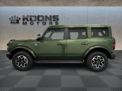 2025 Ford Bronco Outer Banks