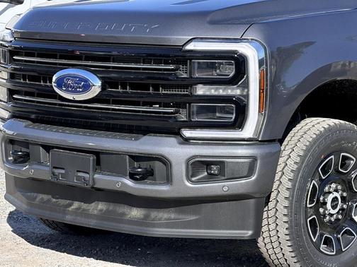 2025 Ford F-250 Platinum