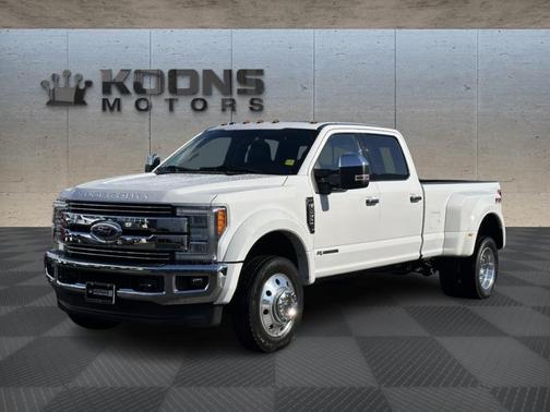 2017 Ford F-450 Lariat