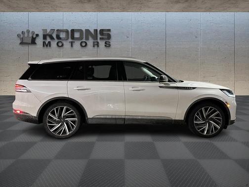 2025 Lincoln Aviator Reserve AWD