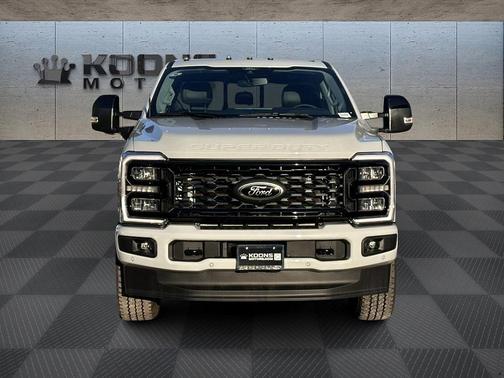 2025 Ford F-350 Lariat Super Duty