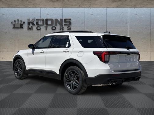 2025 Ford Explorer ST