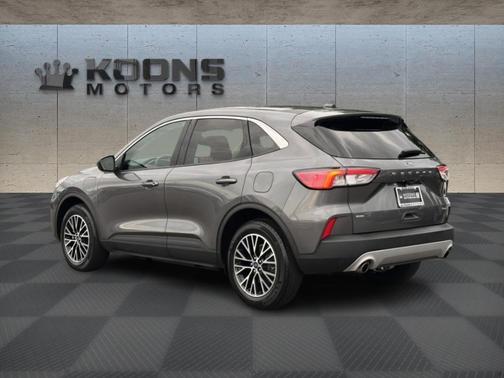 2021 Ford Escape PHEV SE
