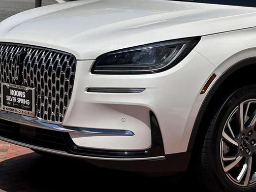 2025 Lincoln Corsair Premiere