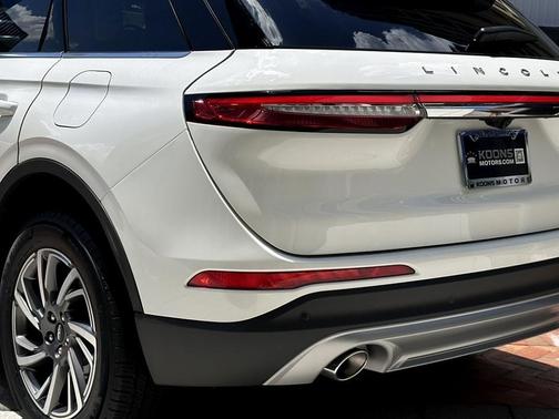 2025 Lincoln Corsair Premiere